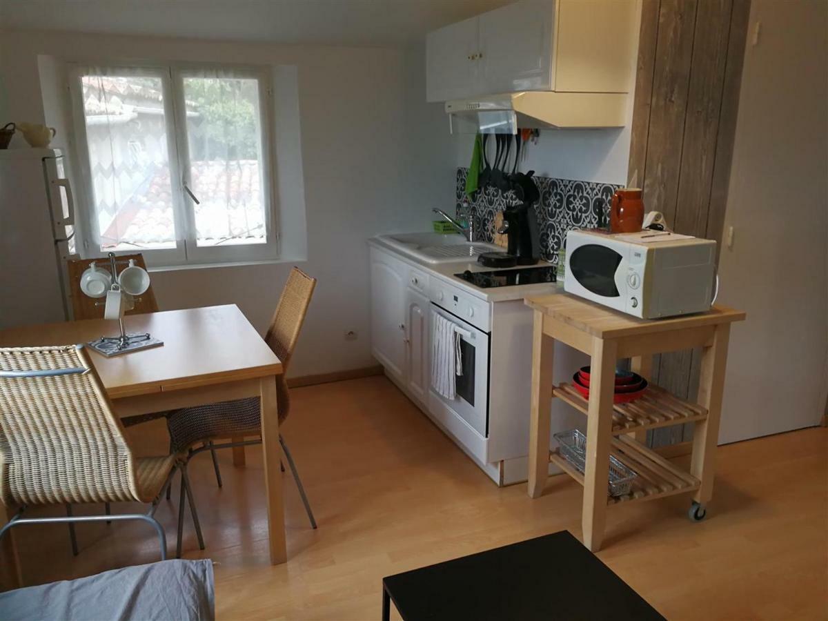Les Cadets Pensionat La Bouilladisse Exteriör bild